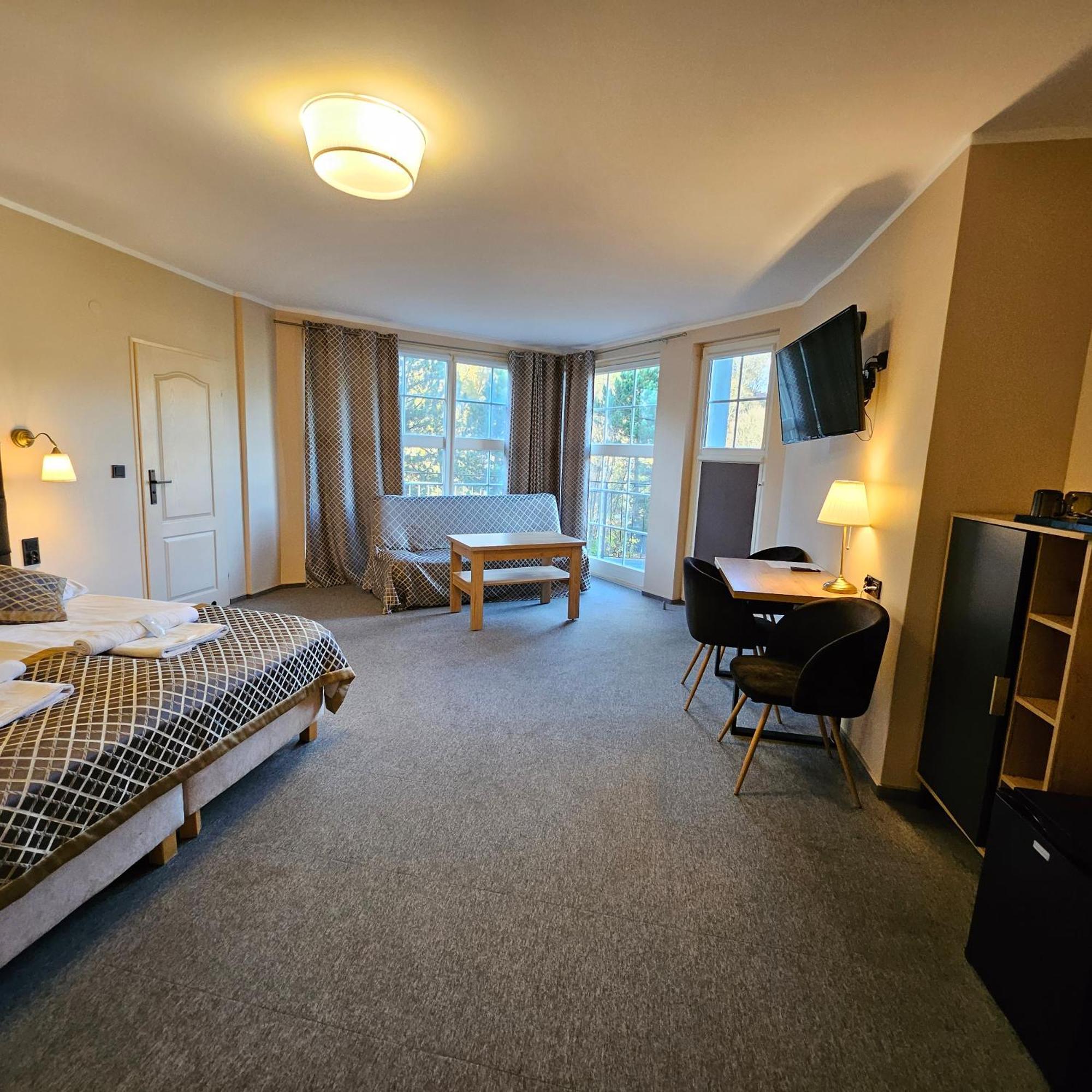 Willa Klodzko-Zacisze - Sauna - Silownia - Komnata Solna Exteriör bild