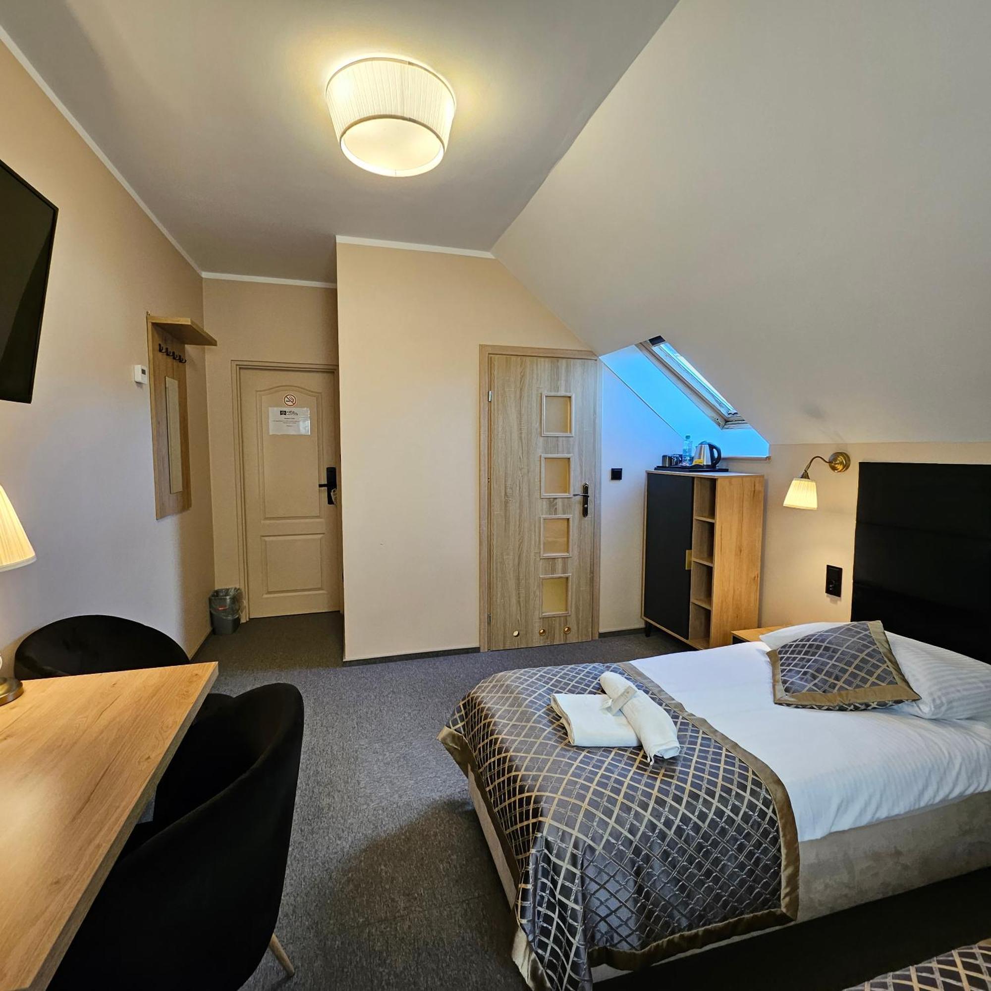 Willa Klodzko-Zacisze - Sauna - Silownia - Komnata Solna Exteriör bild